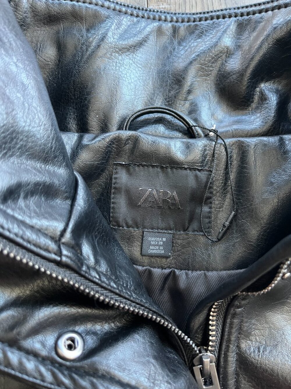ZARA Faux Leather Volume Jacket Black Size M Oversized Moto Style - Picture 3 of 9